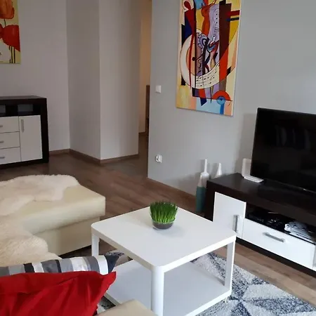Lejlighed Przytulny I Komfortowy Apartament Z Balkonem