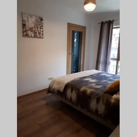 Przytulny I Komfortowy Apartament Z Balkonem Wrocław