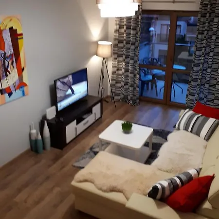 Przytulny I Komfortowy Apartament Z Balkonem Wrocław